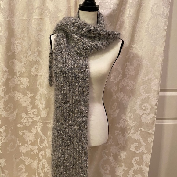 Scarf - Picture 6 of 7